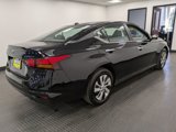 Used 2025 Nissan Altima 2.5 S image 4