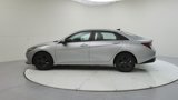 Used 2021 Hyundai Elantra SEL image 4