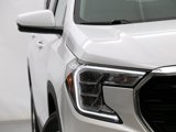Used 2023 GMC Terrain SLE w/ Driver Convenience Package image 4
