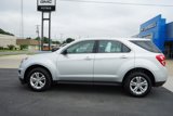 Used 2017 Chevrolet Equinox L image 2