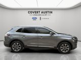 Used 2022 Lincoln Nautilus FWD image 6