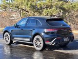 Certified 2024 Porsche Macan image 3