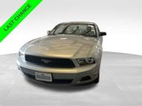 Used 2010 Ford Mustang Coupe image 2