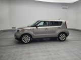 Used 2018 Kia Soul + image 2