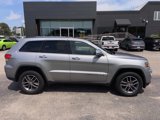 Used 2017 Jeep Grand Cherokee Limited w/ Luxury Group II image 6