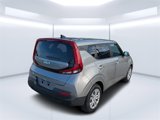 Used 2022 Kia Soul LX image 3