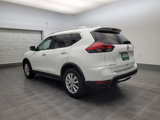 Used 2017 Nissan Rogue SV image 5