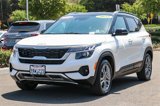 Certified 2022 Kia Seltos S image 4