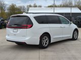 Used 2022 Chrysler Pacifica Limited image 6