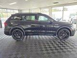 Used 2022 Volkswagen Tiguan SE R-Line image 3
