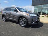 Used 2017 Toyota Highlander XLE image 4