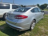Used 2018 Ford Fusion SE w/ Fusion SE Technology Package image 4