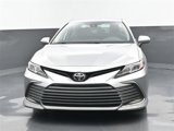 Used 2022 Toyota Camry LE image 5