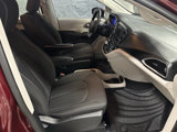Used 2020 Chrysler Voyager L image 6