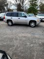 Used 2006 GMC Envoy SLE image 2