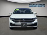 Used 2024 Volkswagen Jetta SE w/ Panoramic Sunroof Package image 3