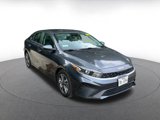 Used 2024 Nissan Sentra SV image 2
