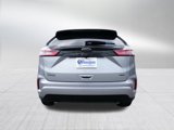 Used 2023 Ford Edge SE w/ Black Appearance Package image 4