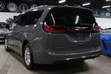 Used 2022 Chrysler Pacifica Touring-L w/ Uconnect Theater Family Group image 3