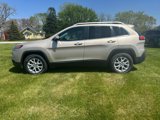 Used 2015 Jeep Cherokee Latitude image 5