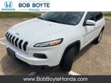 Used 2018 Jeep Cherokee Latitude image 2