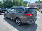 Used 2019 Chrysler Pacifica Limited w/ Tire & Wheel Group image 3