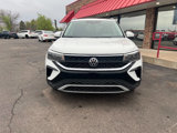 Used 2022 Volkswagen Taos SE image 5