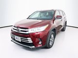 Used 2017 Toyota Highlander AWD V6 image 3