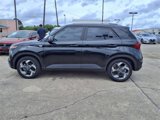 Used 2024 Hyundai Venue SEL image 2