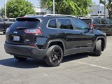 Used 2019 Jeep Cherokee Latitude w/ Popular Appearance Group image 4