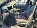 New 2025 Nissan Kicks SR image 3