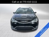 Used 2018 Chrysler Pacifica Limited w/ Tire & Wheel Group image 2