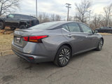 Used 2024 Nissan Altima 2.5 SV image 5