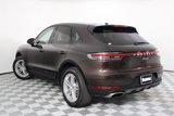 Certified 2021 Porsche Macan image 3