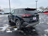 Used 2021 Nissan Rogue SV image 5