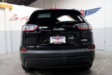Used 2020 Jeep Cherokee Latitude Plus image 4