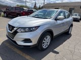 Used 2020 Nissan Rogue Sport SV image 3
