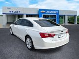 Used 2017 Chevrolet Malibu LT w/ Leather Package image 3