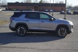 New 2025 Chevrolet Equinox LT image 2