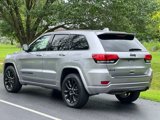 Used 2018 Jeep Grand Cherokee Altitude image 4