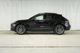 Used 2025 Porsche Macan image 2