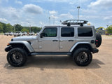 Used 2018 Jeep Wrangler Unlimited Sahara image 2