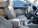 Used 2015 Nissan Rogue SL w/ SL Premium Package image 2
