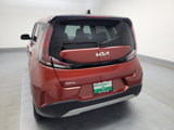 Used 2023 Kia Soul LX w/ LX Technology Package image 6