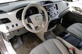 Used 2012 Toyota Sienna LE image 2