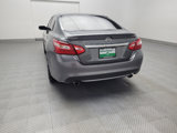 Used 2016 Nissan Altima 3.5 SR image 6