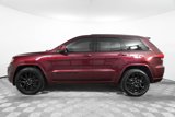 Used 2019 Jeep Grand Cherokee Altitude image 4