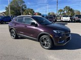 Used 2020 Buick Encore GX Essence image 2