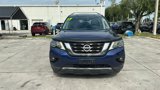 Used 2017 Nissan Pathfinder SV image 2