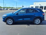 Used 2020 Ford Escape SE image 2